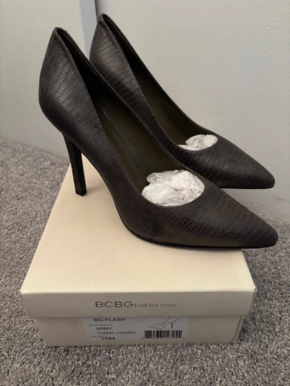 BCBG Tonal Lizard heels size 10